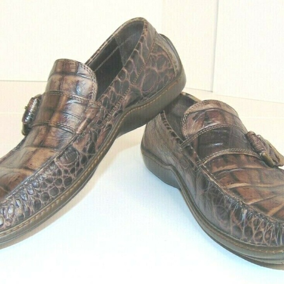 donald j pliner crocodile loafers